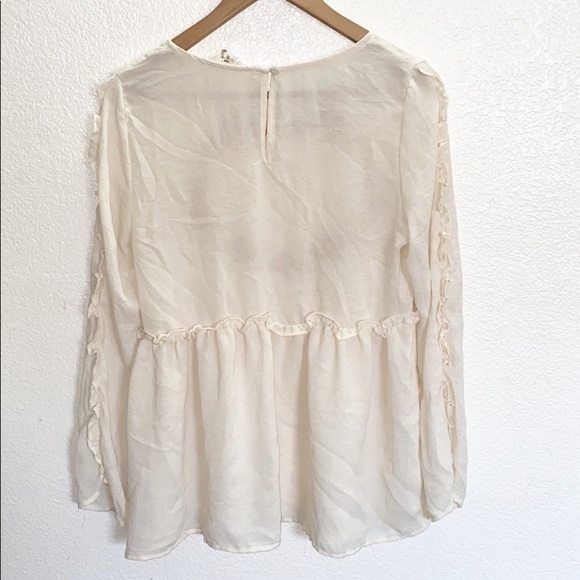 Entro White Cream Long Sleeve Floral Design Blouse - Picture 10 of 11